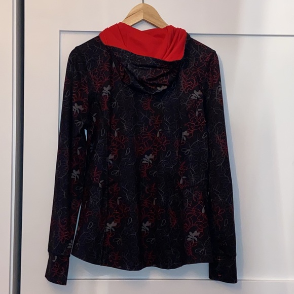 Mondetta Floral Activewear Jacket with Hoodie. Size Medium - Picture 2 of 4